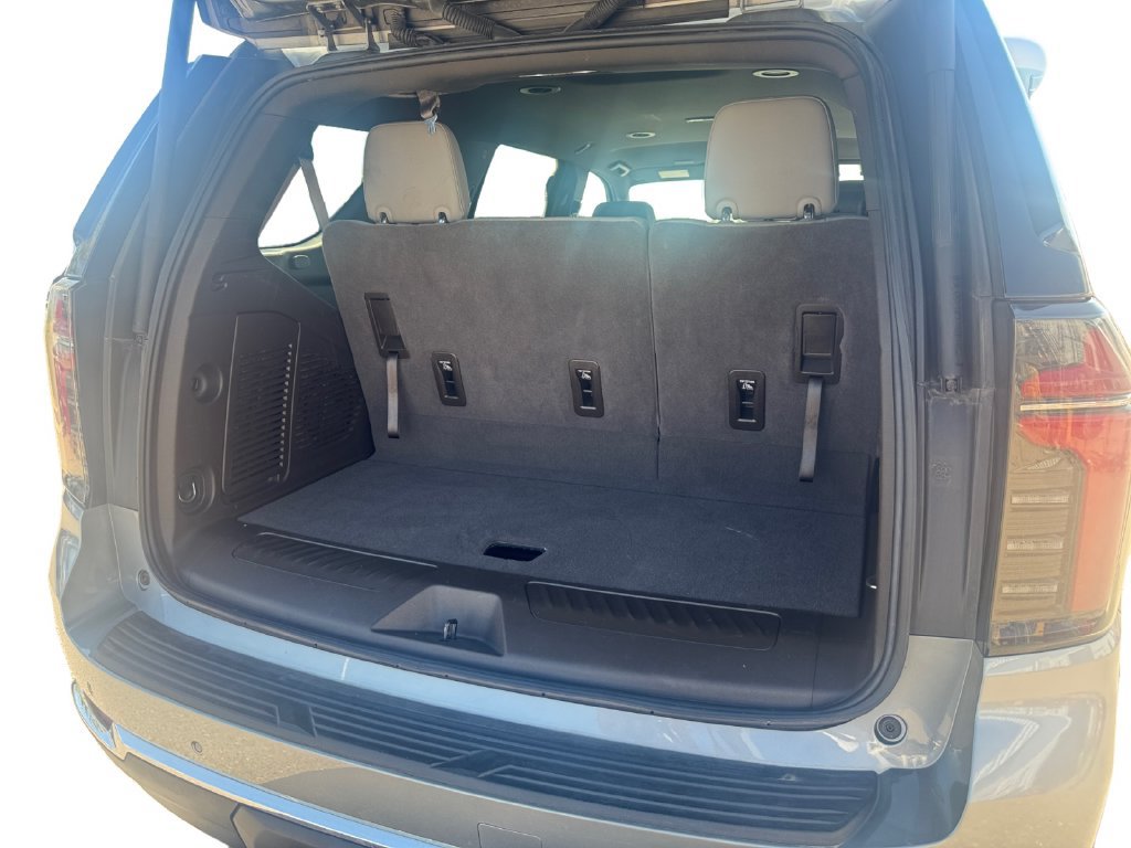 Used 2025 Chevrolet Tahoe LT AWD/4WD image 23