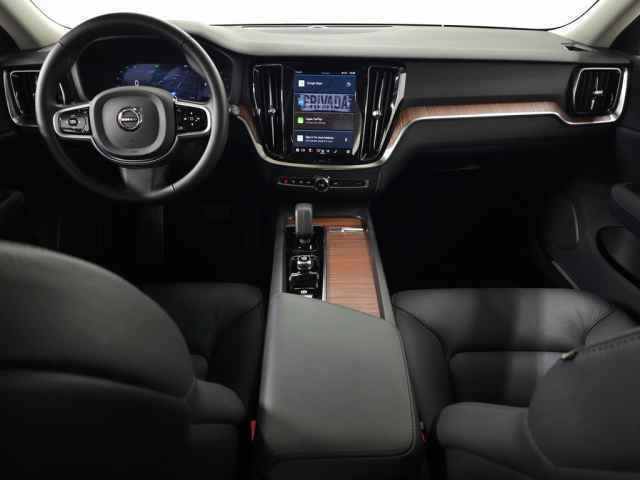Certified 2025 Volvo V60 B5 Cross Country Plus image 13