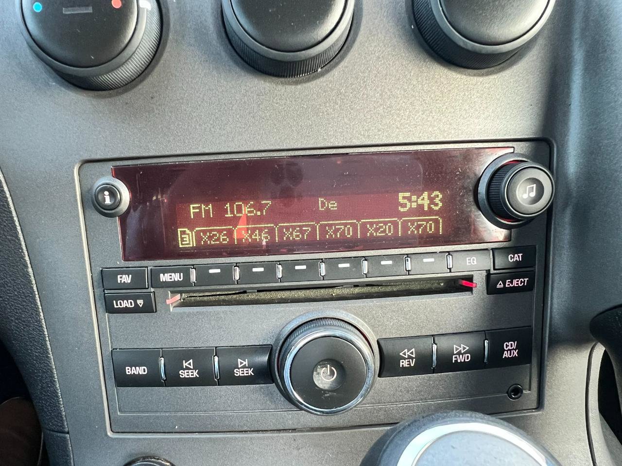 Used 2008 Pontiac Solstice Convertible w/ Preferred Package image 19