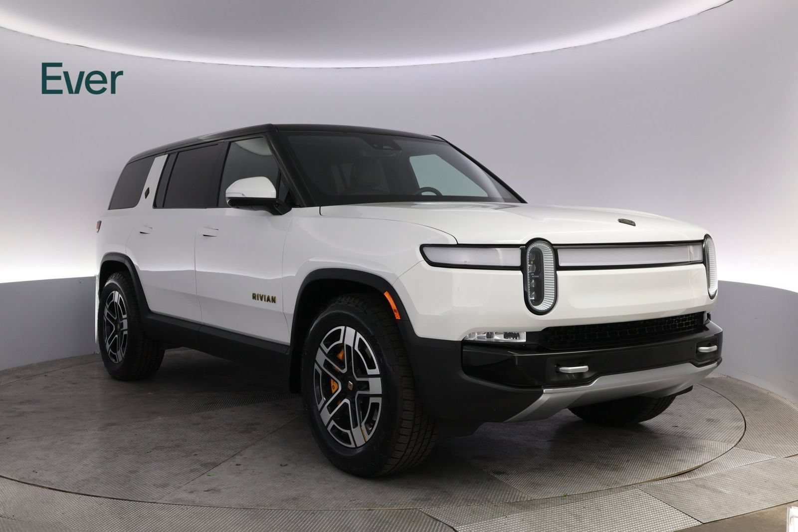 Used 2023 Rivian R1S Adventure AWD/4WD image 13