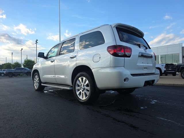 Used 2020 Toyota Sequoia Platinum AWD/4WD image 5