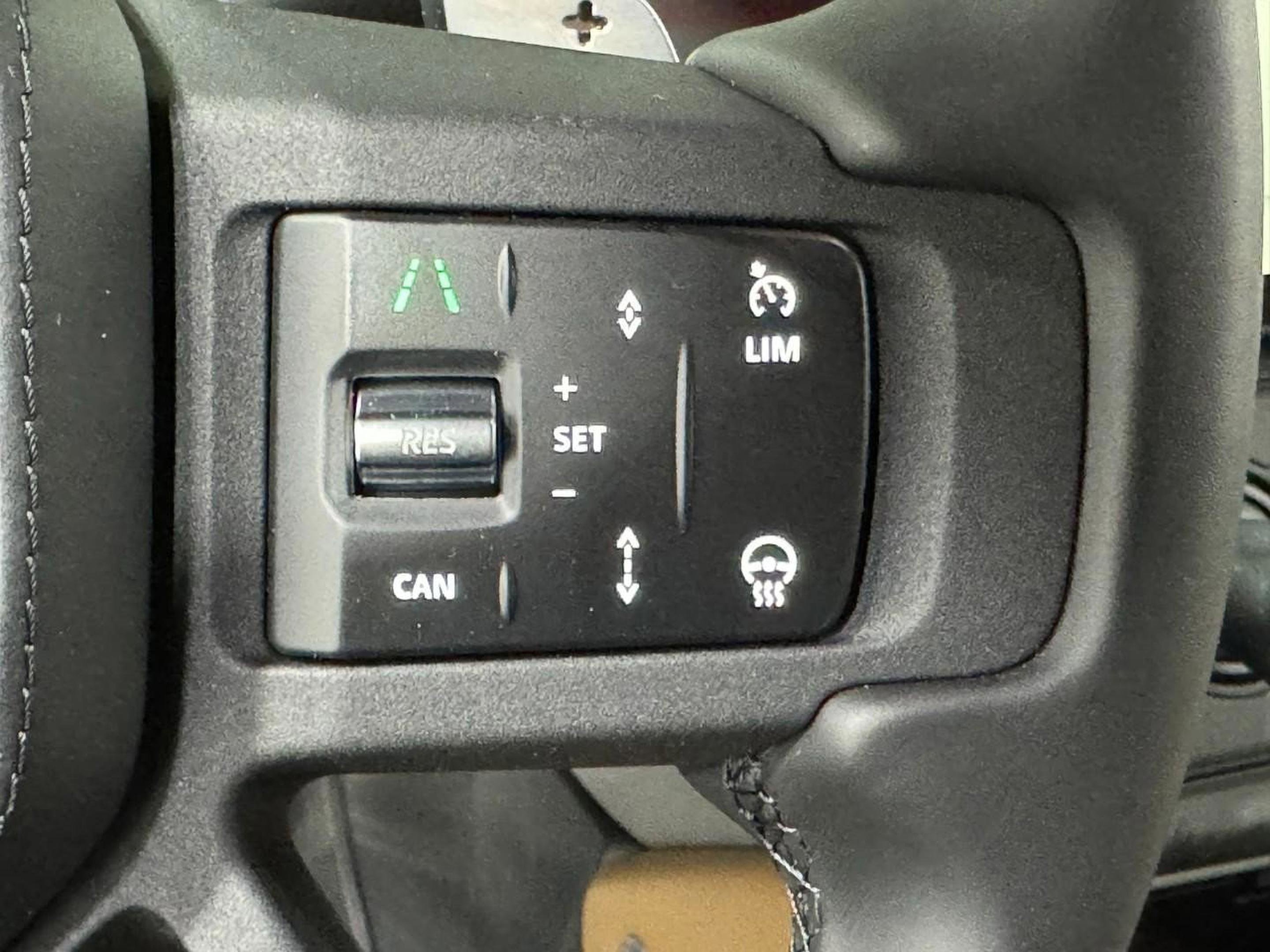 New 2026 Land Rover Defender 110 V8 image 31