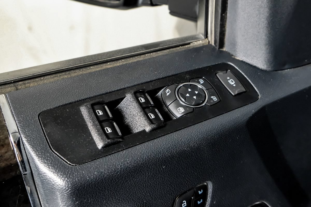 Used 2022 Ford F250 Lariat w/ Lariat Value Package AWD/4WD image 34