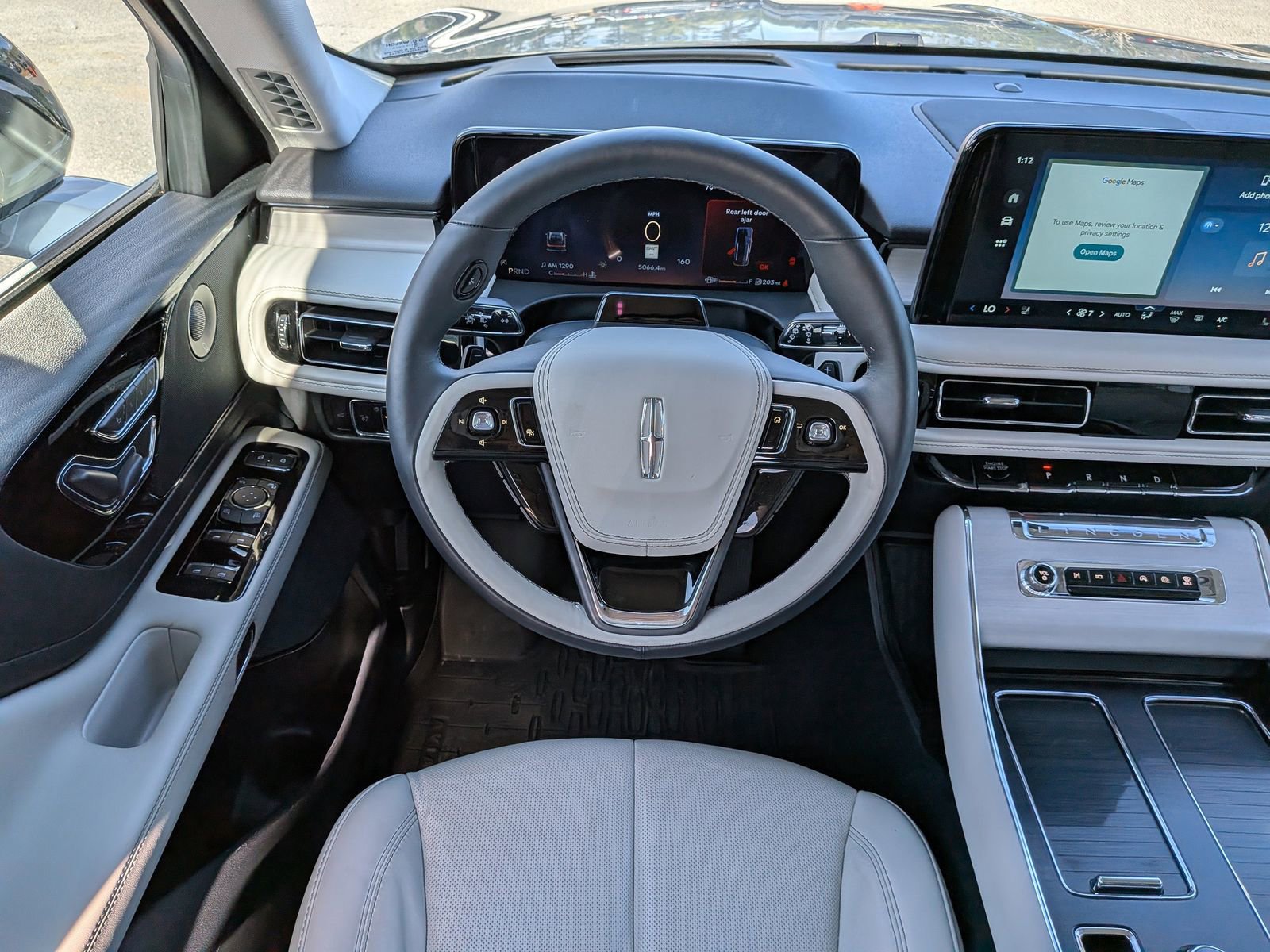 Certified 2025 Lincoln Aviator Reserve image 16