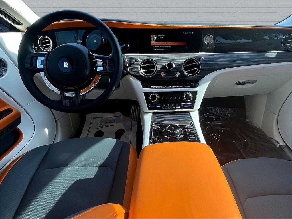 Used 2024 Rolls-Royce Spectre w/ Spectre Launch Package AWD/4WD image 9