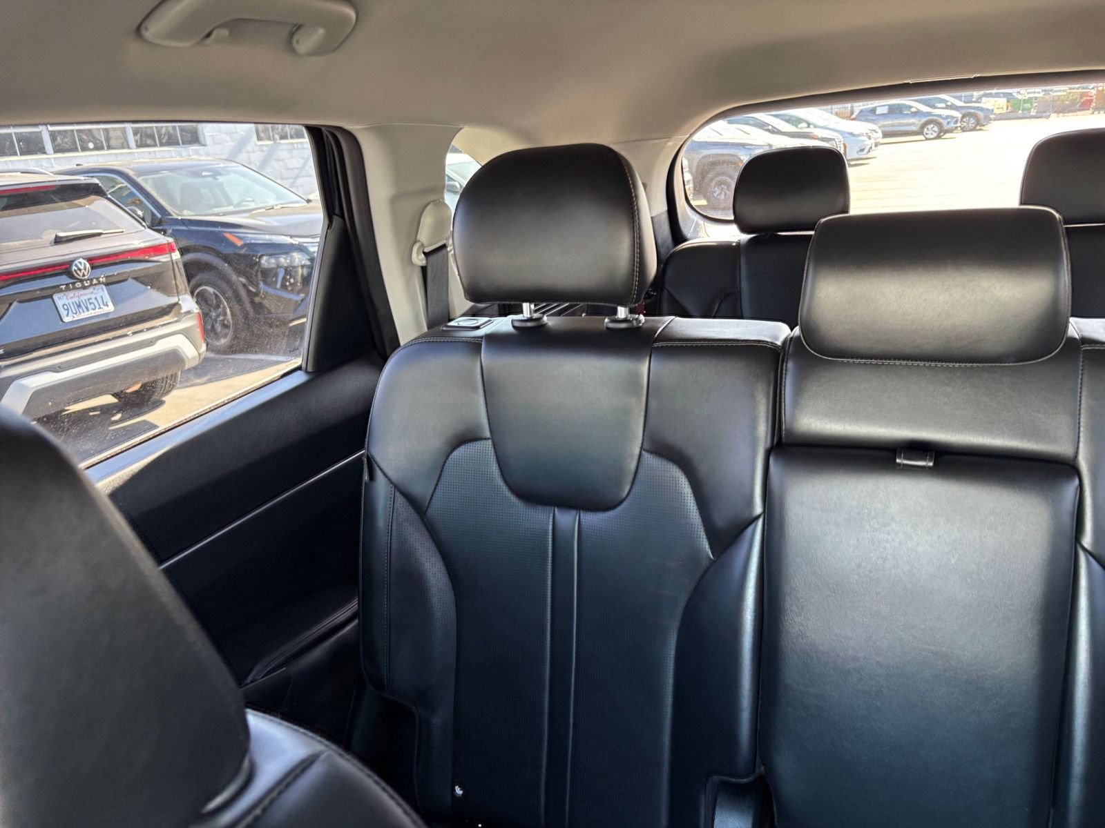 Used 2024 Kia Sorento S AWD/4WD image 36