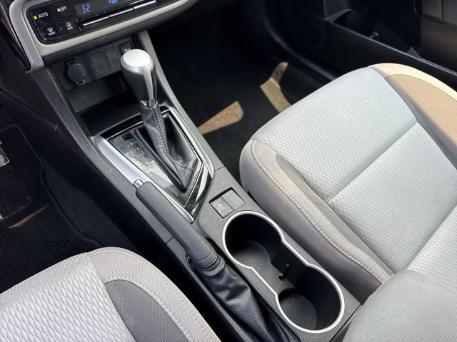 Used 2019 Toyota Corolla LE FWD image 21