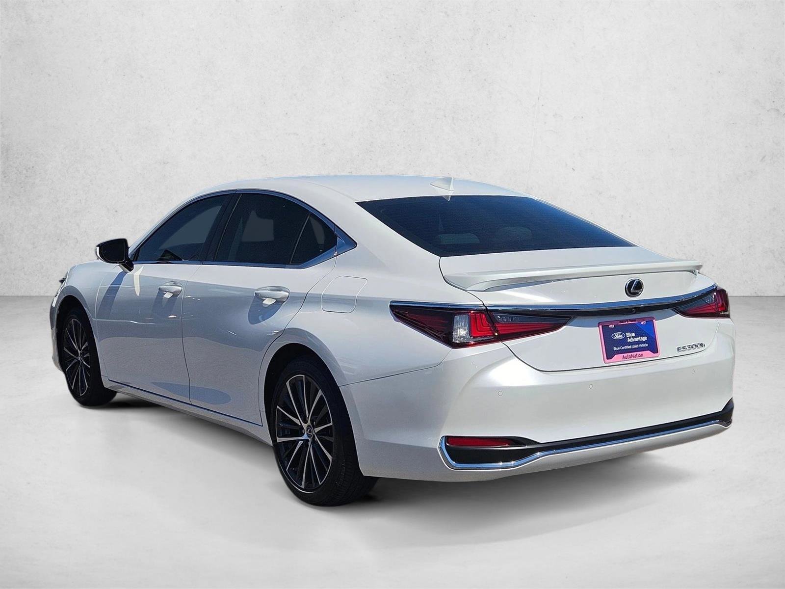 Used 2023 Lexus ES 300h w/ Premium Package FWD image 8