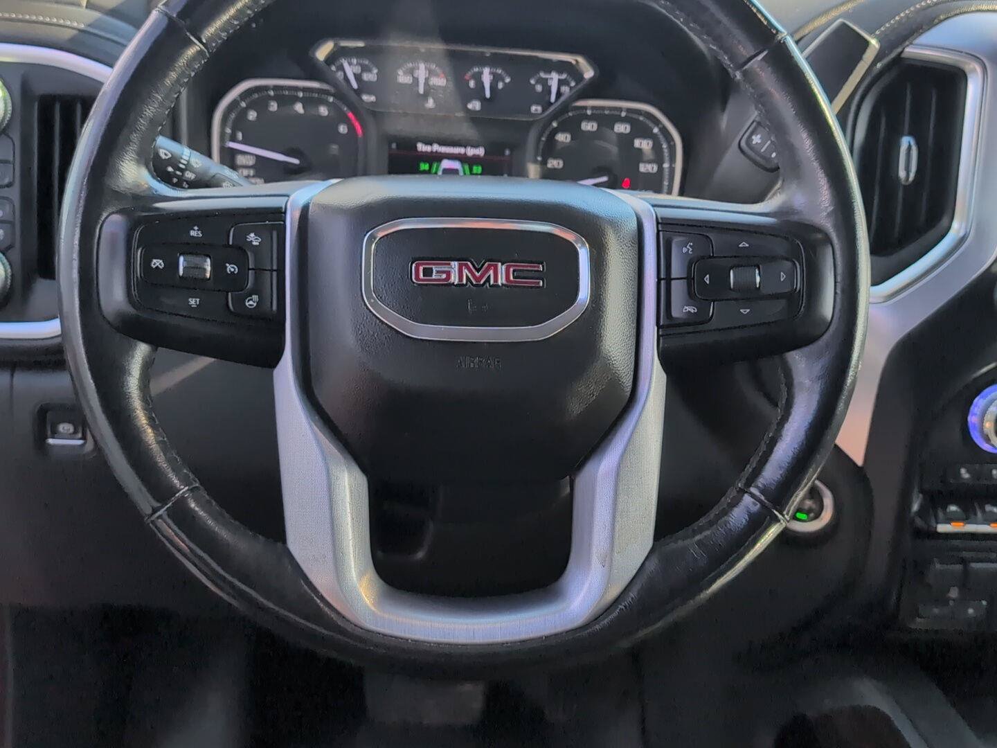 Used 2020 GMC Sierra 1500 SLT w/ SLT Premium Plus Package AWD/4WD image 18