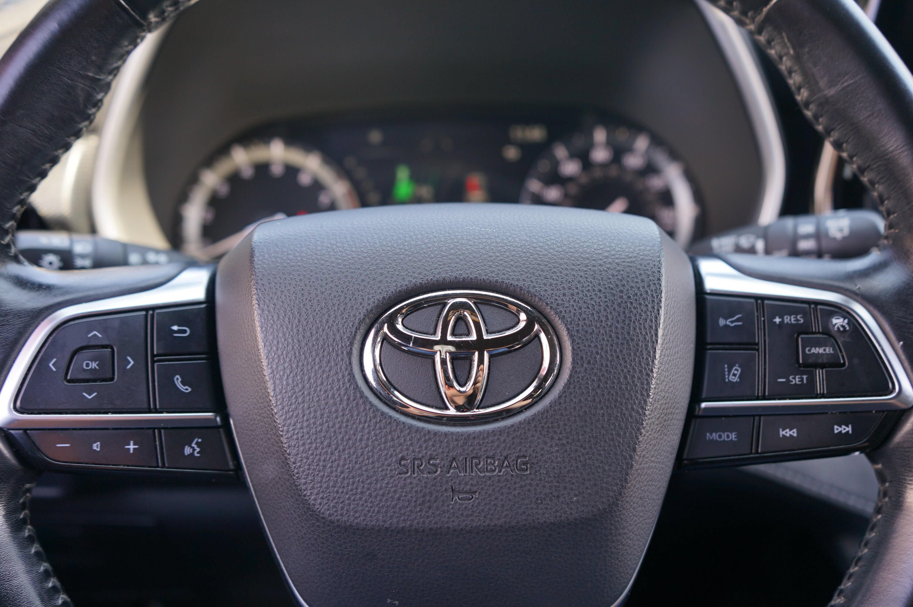 Used 2021 Toyota Highlander XSE AWD/4WD image 21