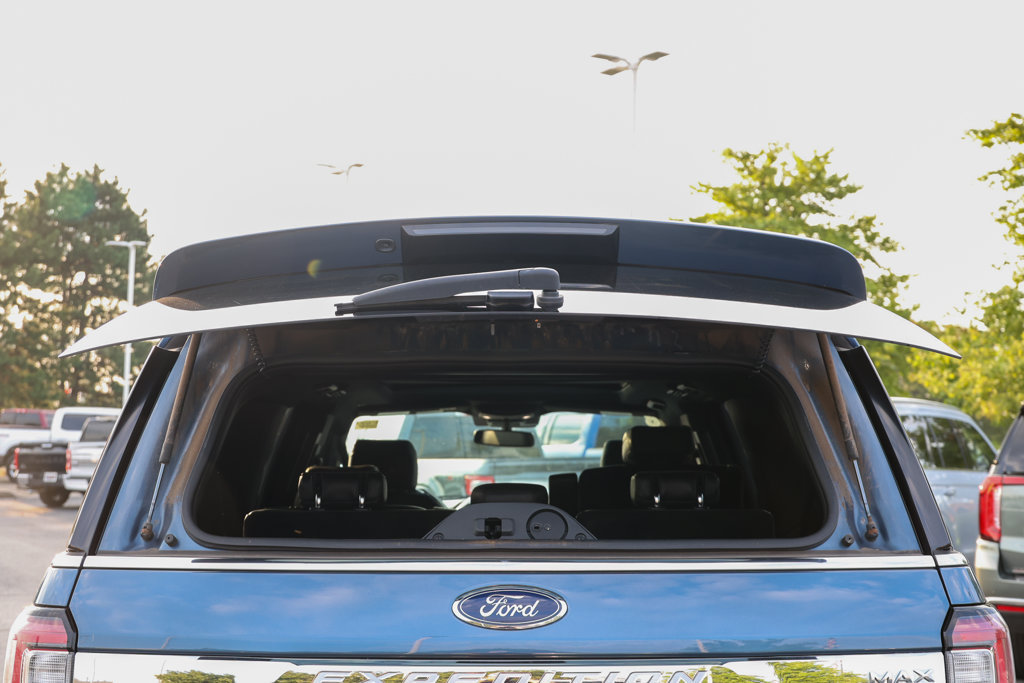 Used 2018 Ford Expedition Max Limited w/ Equipment Group 301A AWD/4WD image 33