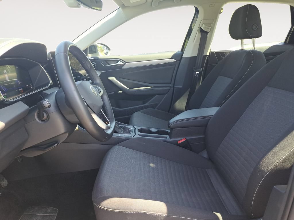 Used 2025 Volkswagen Jetta S FWD image 9