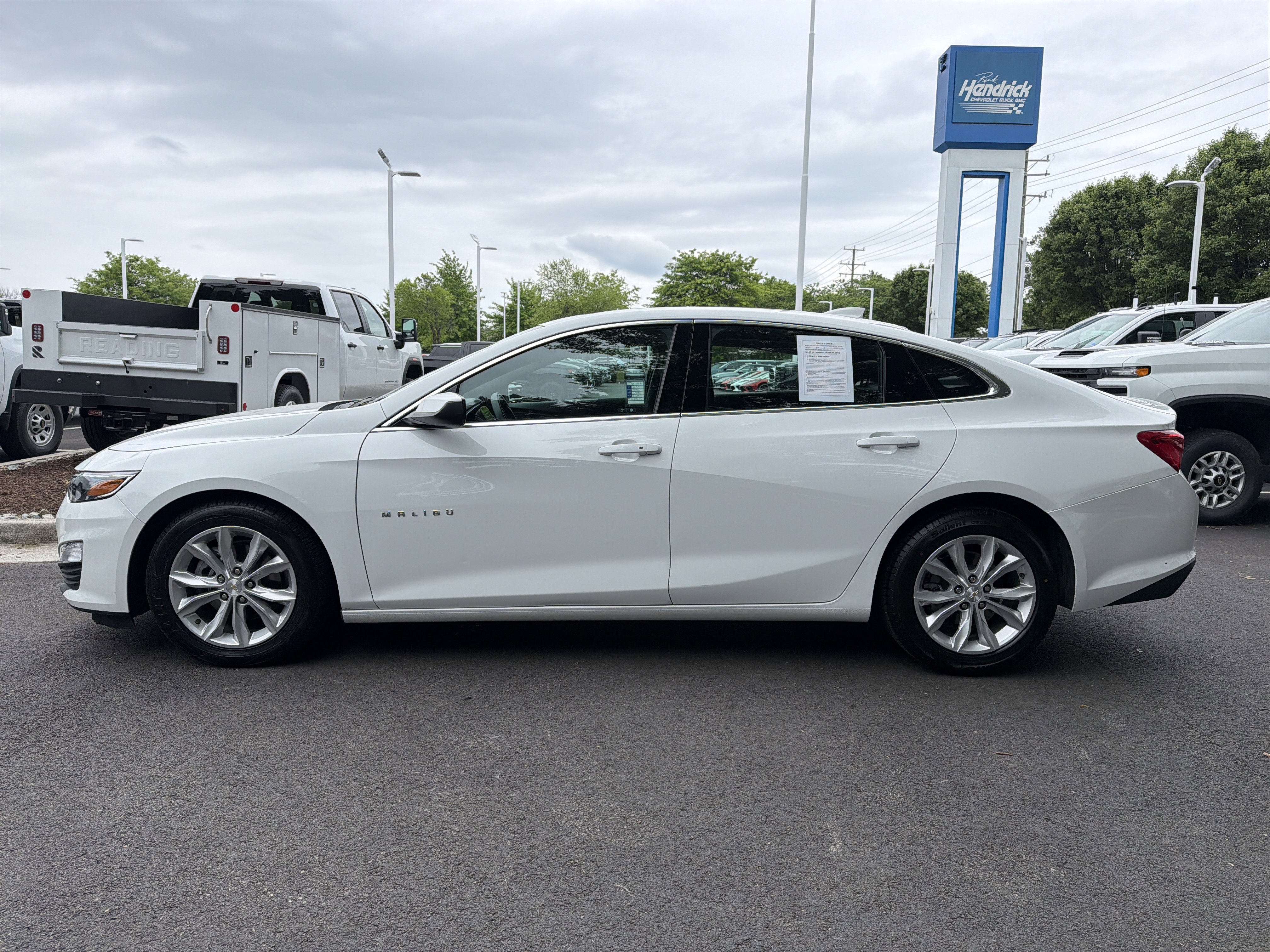 Used 2024 Chevrolet Malibu LT FWD image 7