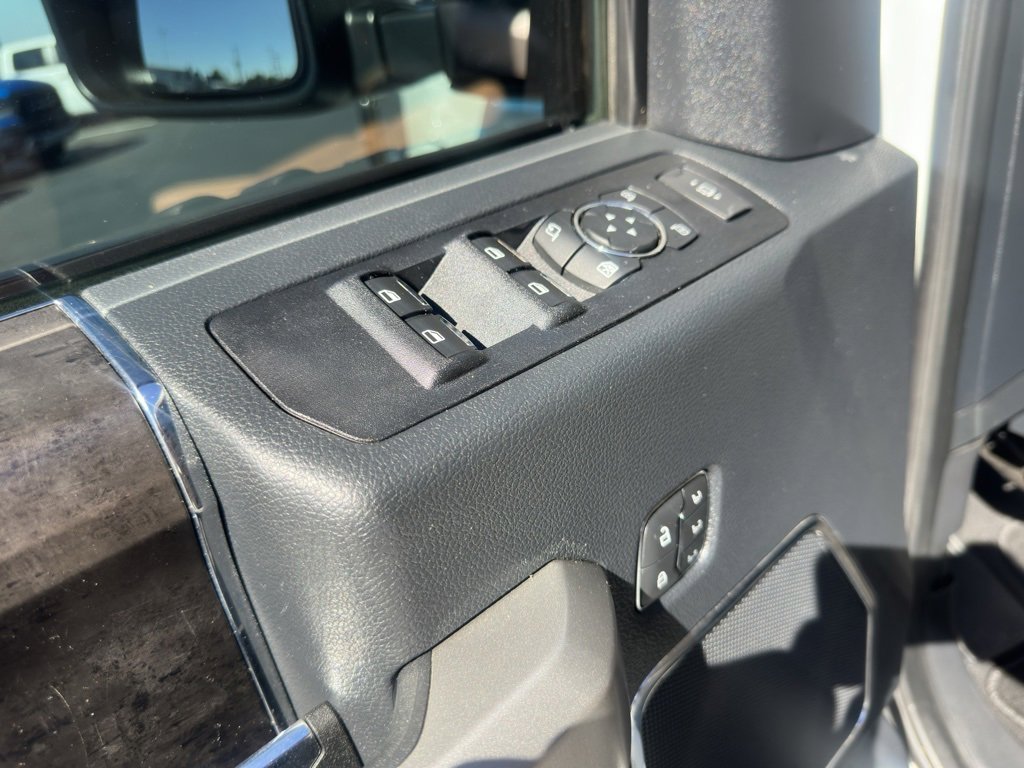 Used 2022 Ford F250 Lariat image 5