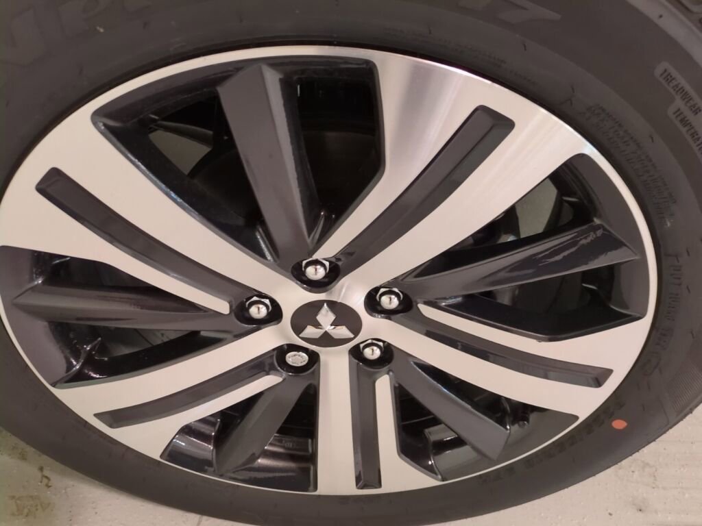 New 2025 Mitsubishi Outlander Sport ES image 2