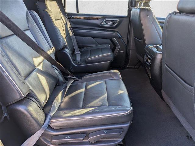 Used 2023 Chevrolet Suburban Premier image 21