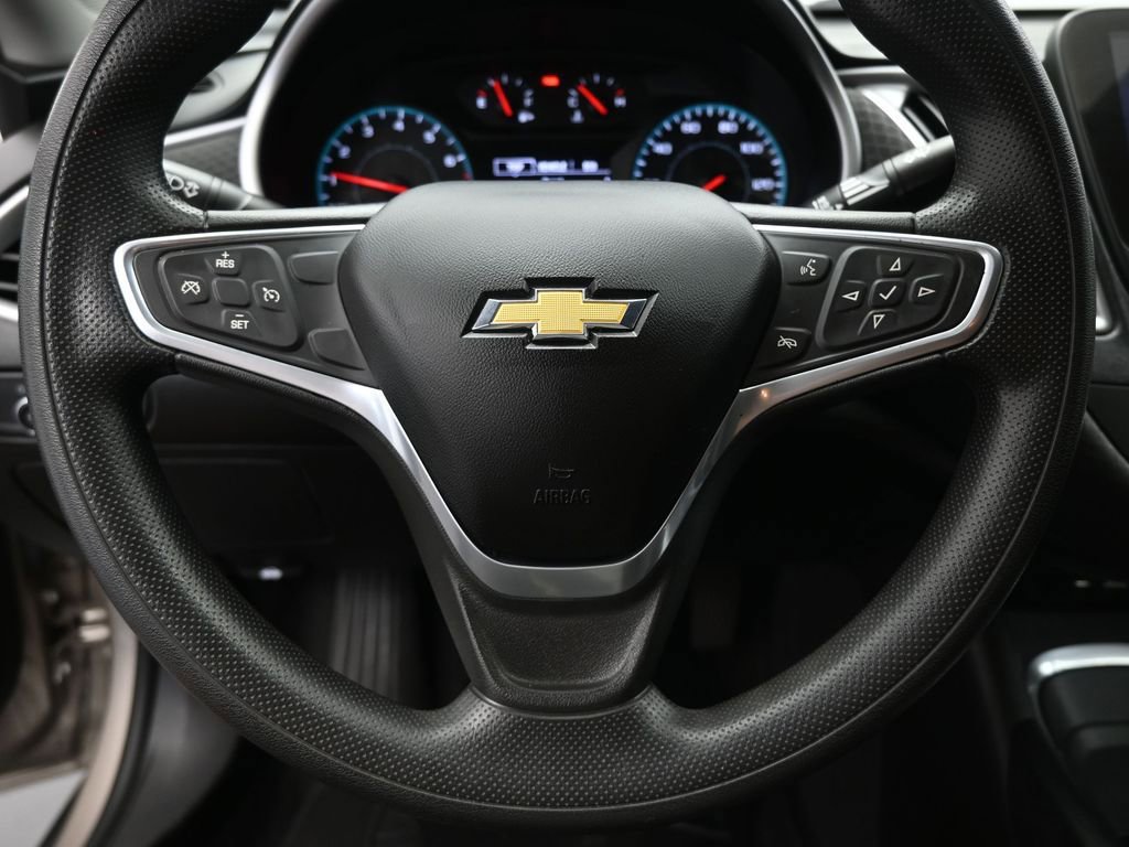 Used 2022 Chevrolet Malibu LT image 13