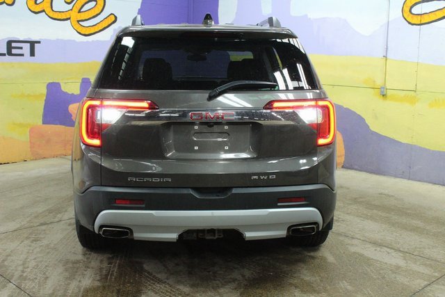 Used 2020 GMC Acadia SLE image 7