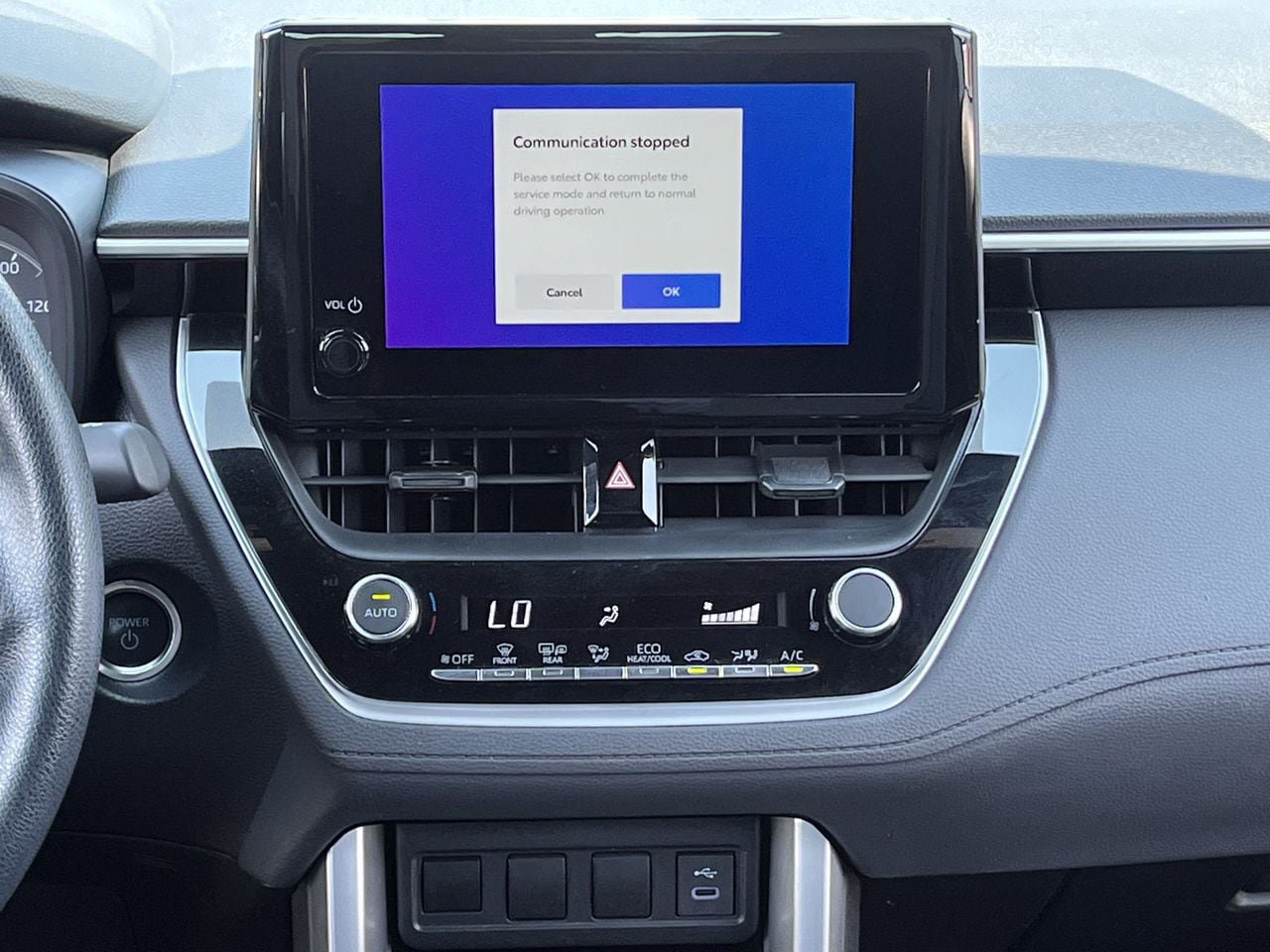Used 2023 Toyota Corolla Cross AWD Hybrid image 15