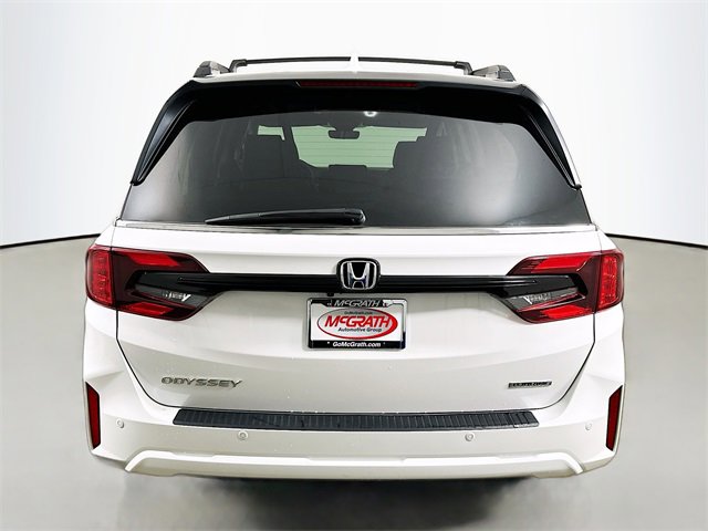 Certified 2026 Honda Odyssey Touring image 19