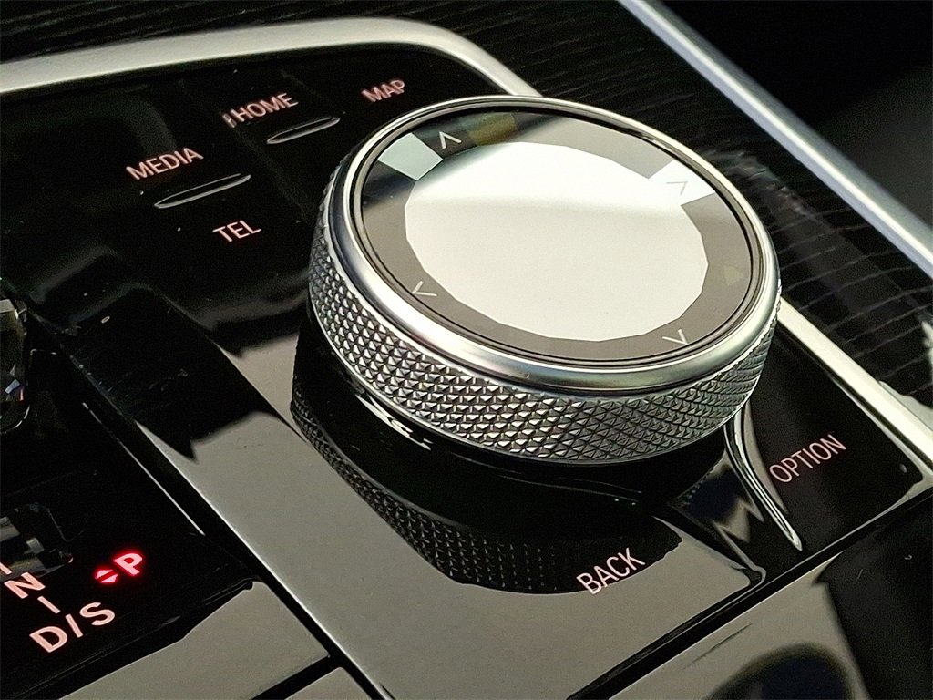 Certified 2024 BMW X5 xDrive40i w/ Executive Package image 25