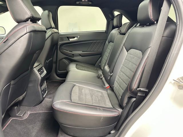 New 2024 Ford Edge ST-Line image 16