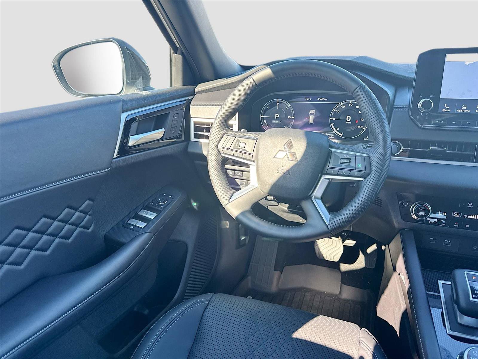 New 2025 Mitsubishi Outlander SEL Black Edition image 23