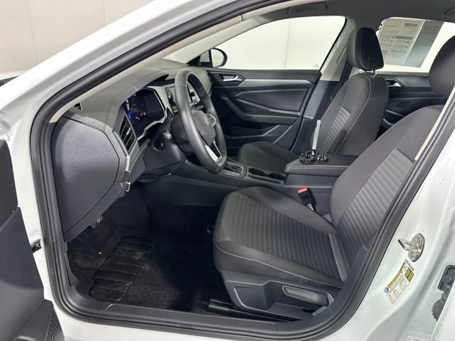 Used 2024 Volkswagen Jetta S image 11