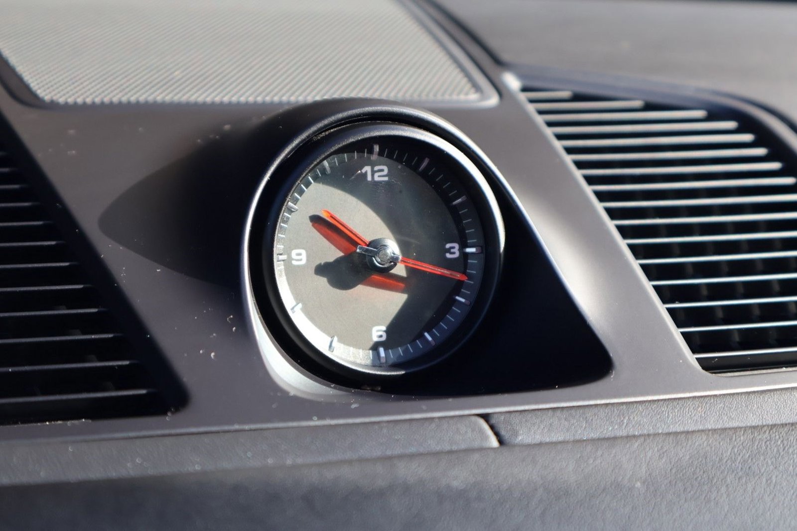 Certified 2023 Porsche Cayenne image 27