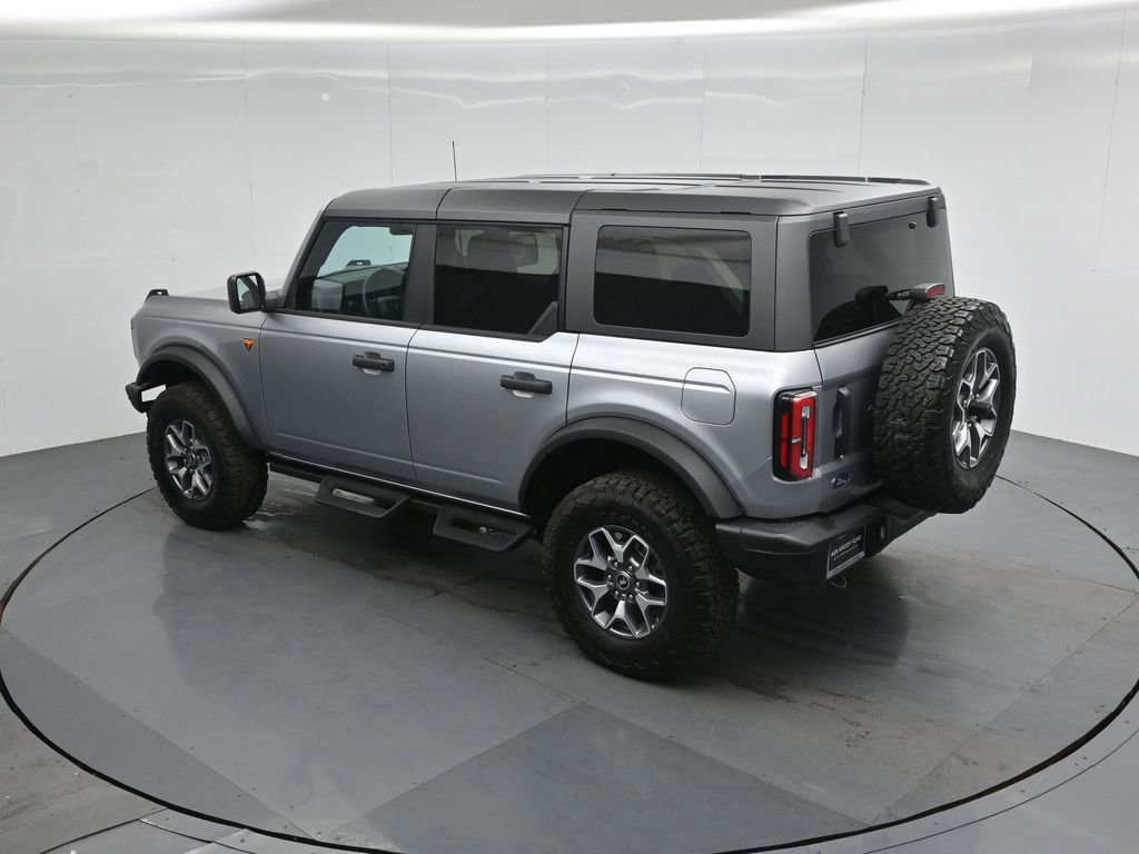 Certified 2024 Ford Bronco Badlands image 41