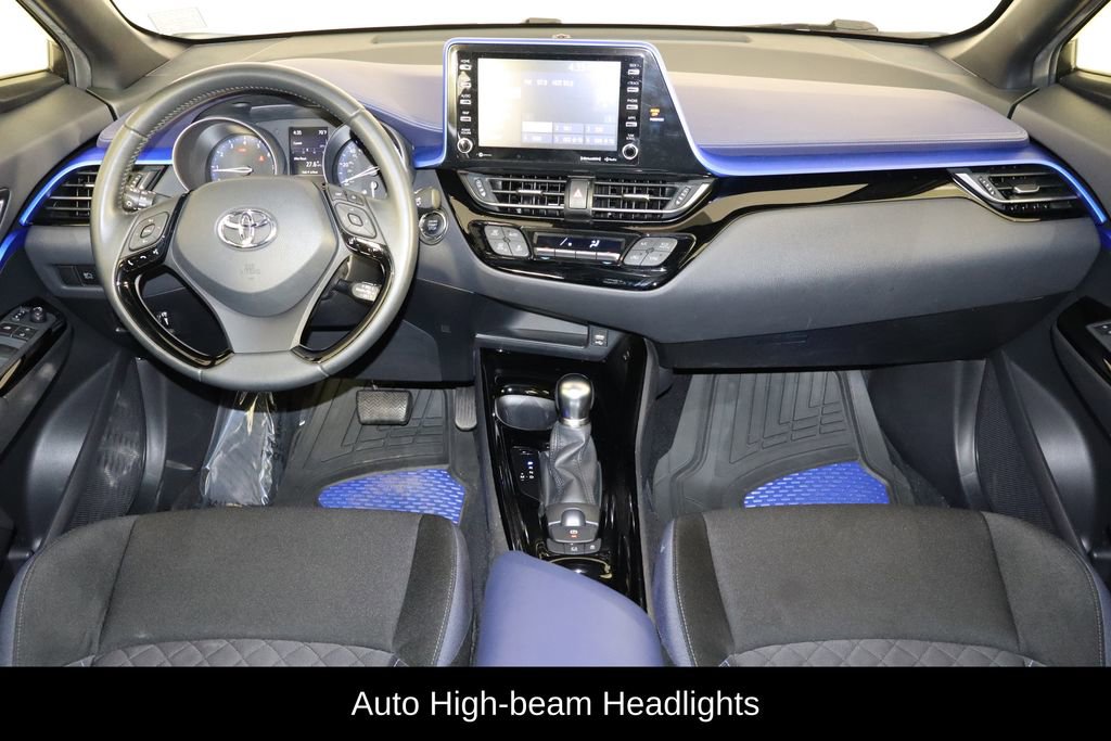 Used 2020 Toyota C-HR XLE image 13