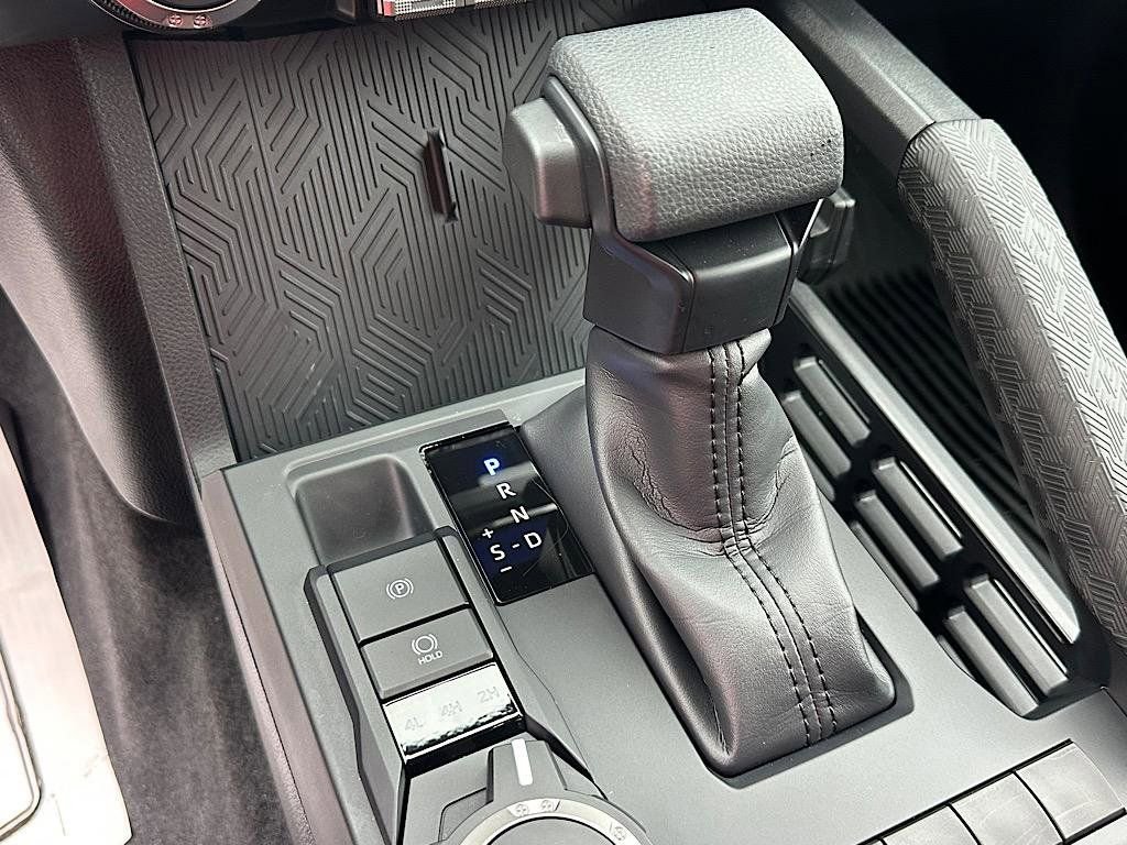 Certified 2025 Toyota Tacoma SR image 21