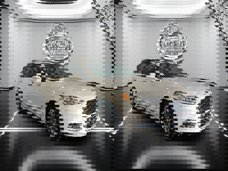 Used 2013 Ford Fusion SE image 3