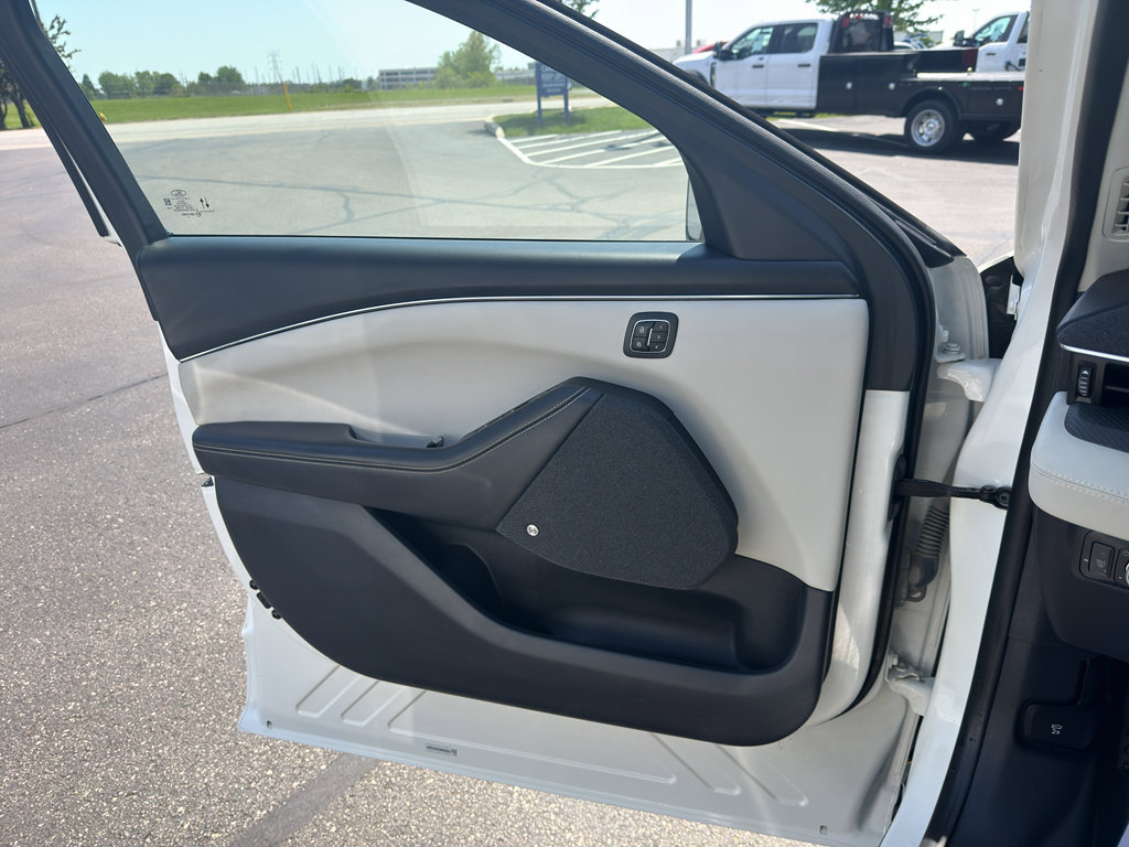 Used 2021 Ford Mustang Mach-E Premium AWD/4WD image 12
