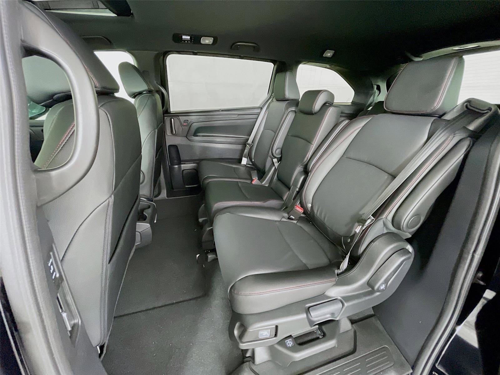 New 2026 Honda Odyssey Sport-L image 18