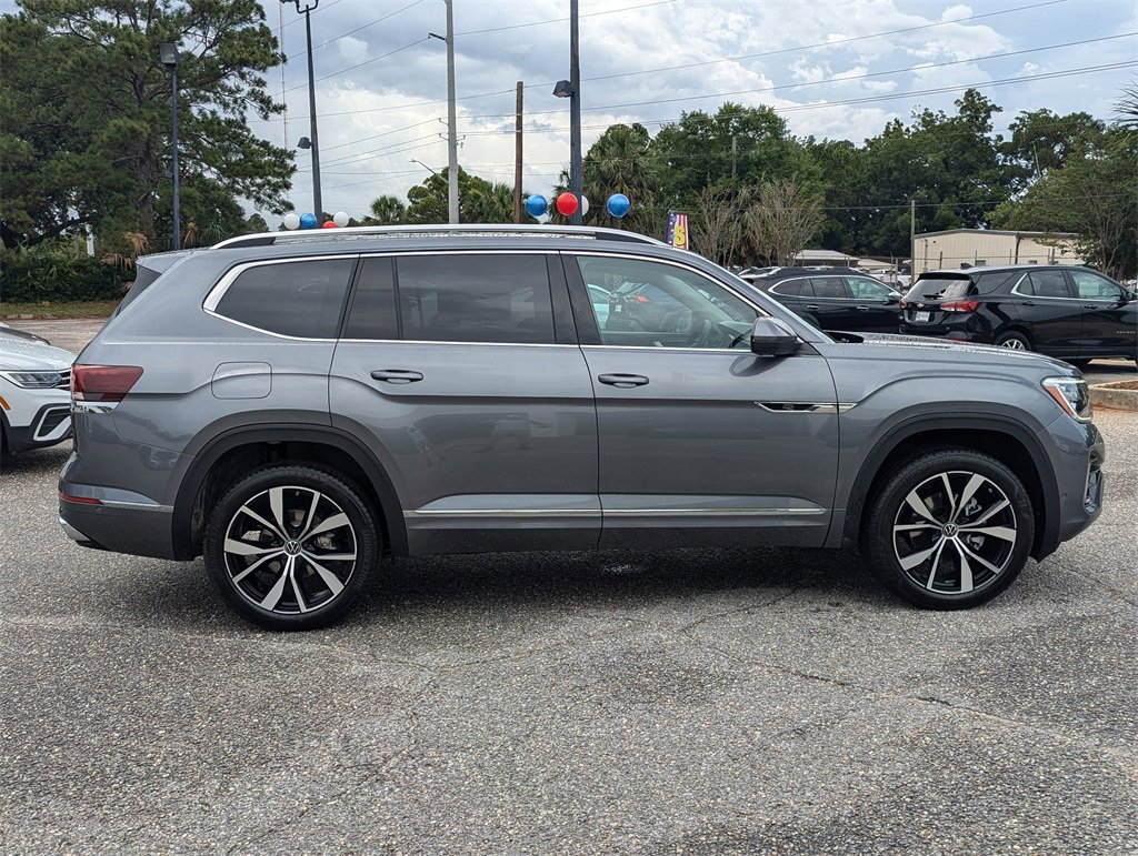 New 2025 Volkswagen Atlas SEL Premium R-Line image 8