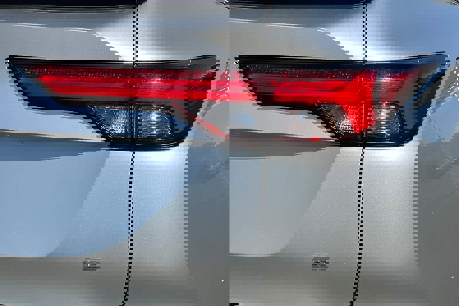 Used 2023 Mitsubishi Outlander SE image 34