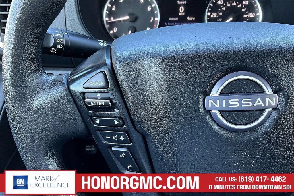 Used 2022 Nissan Frontier SV RWD image 12