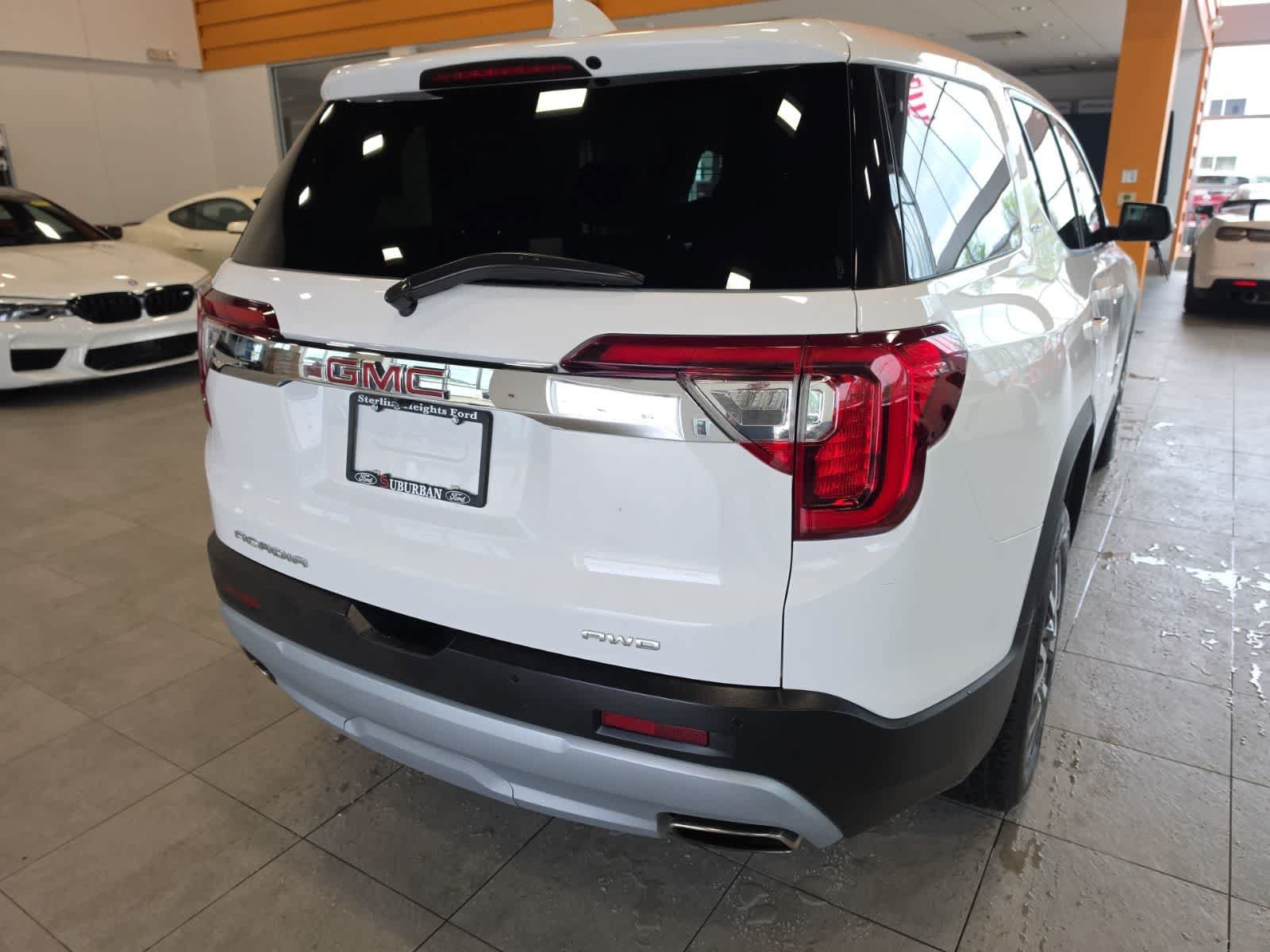 Used 2021 GMC Acadia SLE w/ LPO, Floor Liner Package AWD/4WD image 9