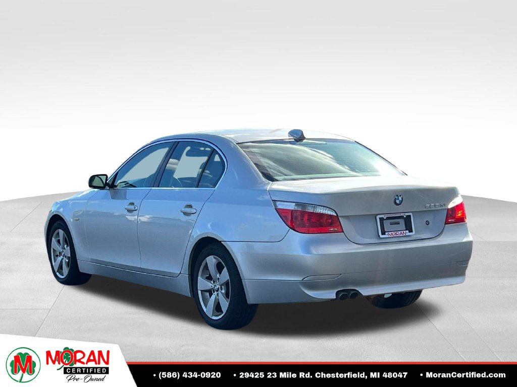 Used 2007 BMW 525xi Sedan AWD/4WD image 4