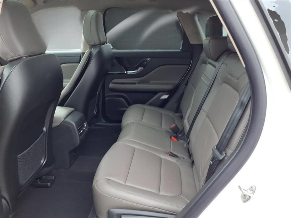 New 2026 Lincoln Corsair Grand Touring AWD/4WD image 5