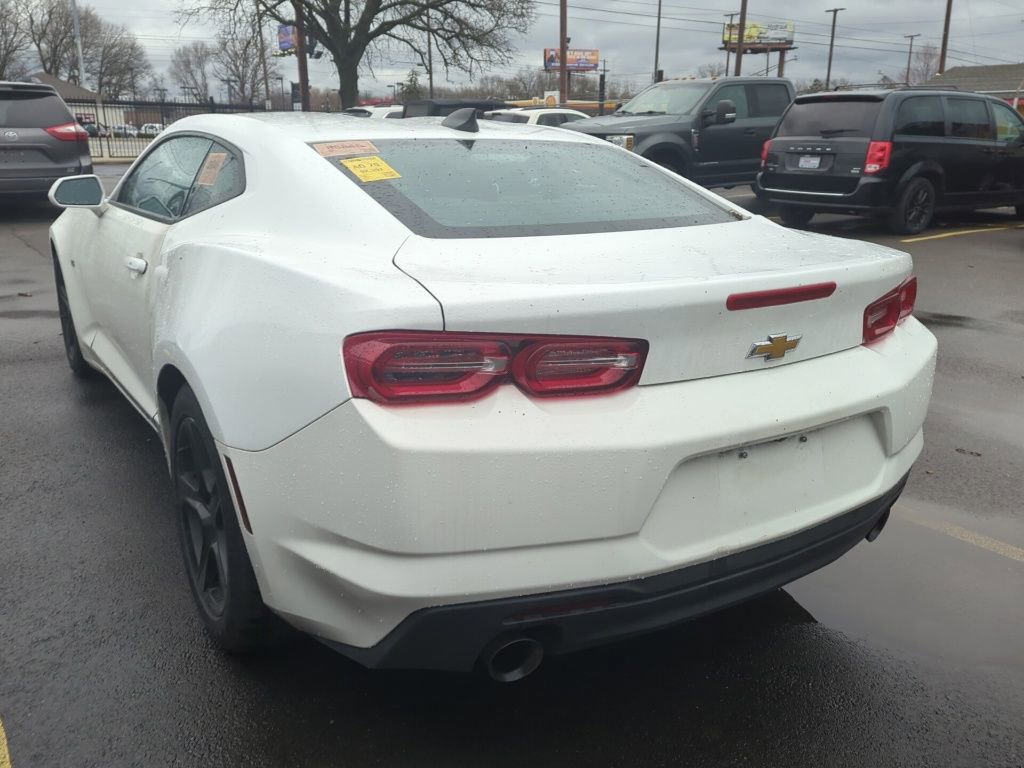 Used 2020 Chevrolet Camaro LT image 4