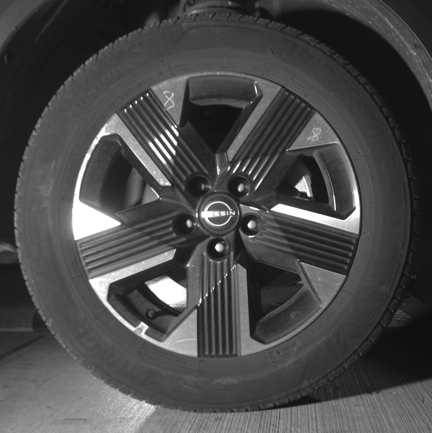 Used 2025 Nissan Kicks SV image 13