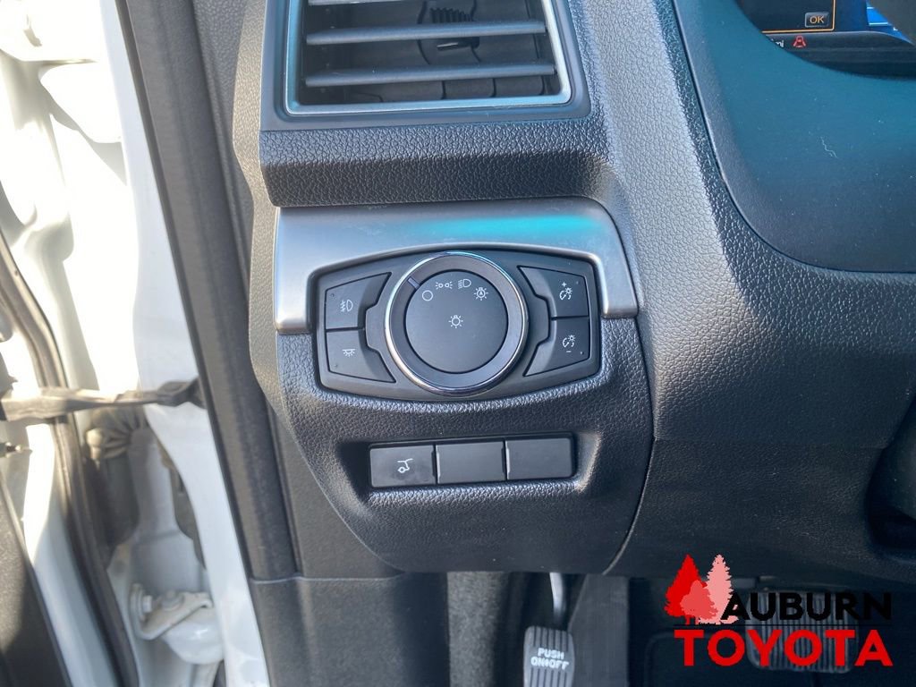 Used 2018 Ford Explorer XLT w/ Equipment Group 201A FWD image 41