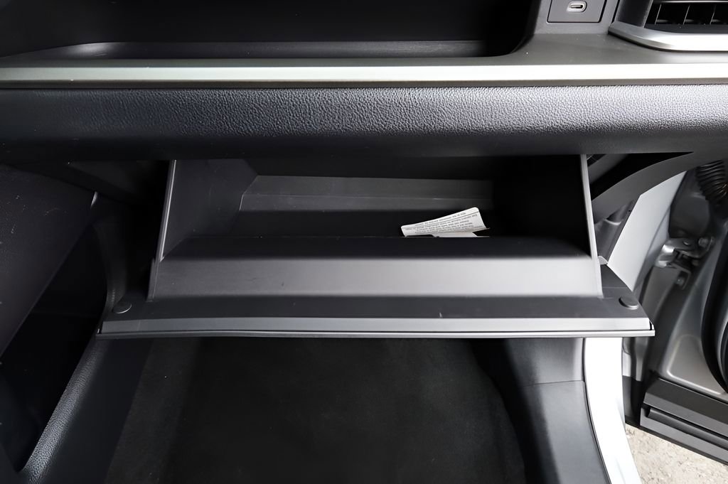Certified 2025 Toyota Grand Highlander AWD image 43