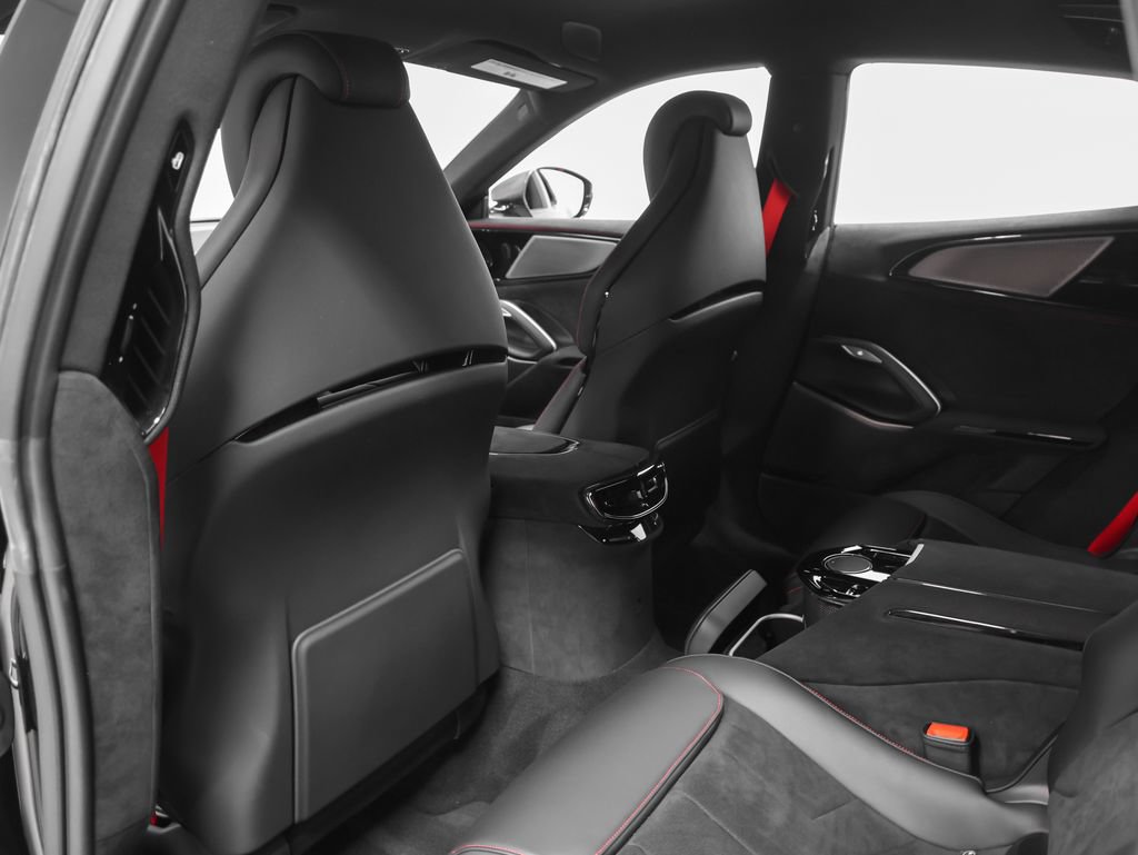 Certified 2025 Ferrari Purosangue AWD/4WD image 81