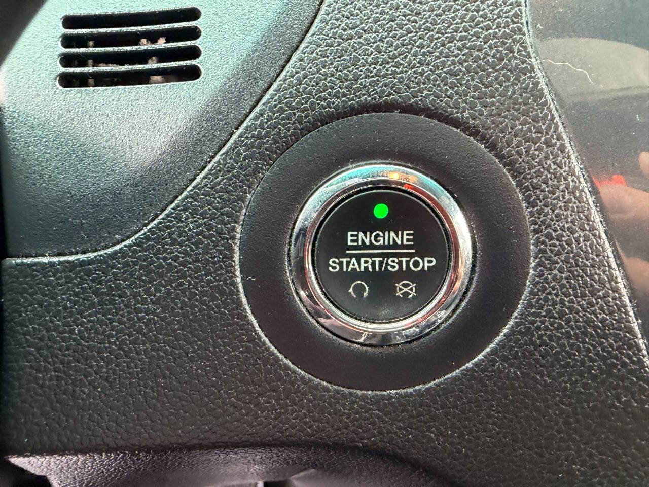 Used 2016 Ford Explorer Sport w/ Equipment Group 401A AWD/4WD image 26