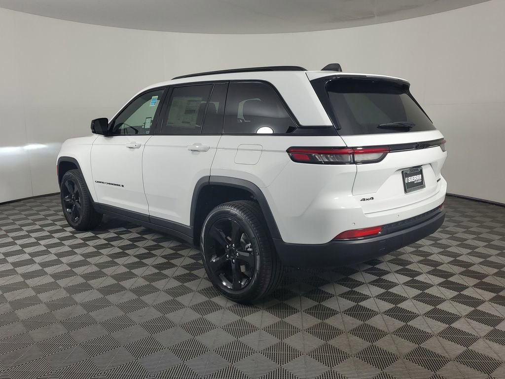 New 2025 Jeep Grand Cherokee Limited w/ Black Appearance Package image 6