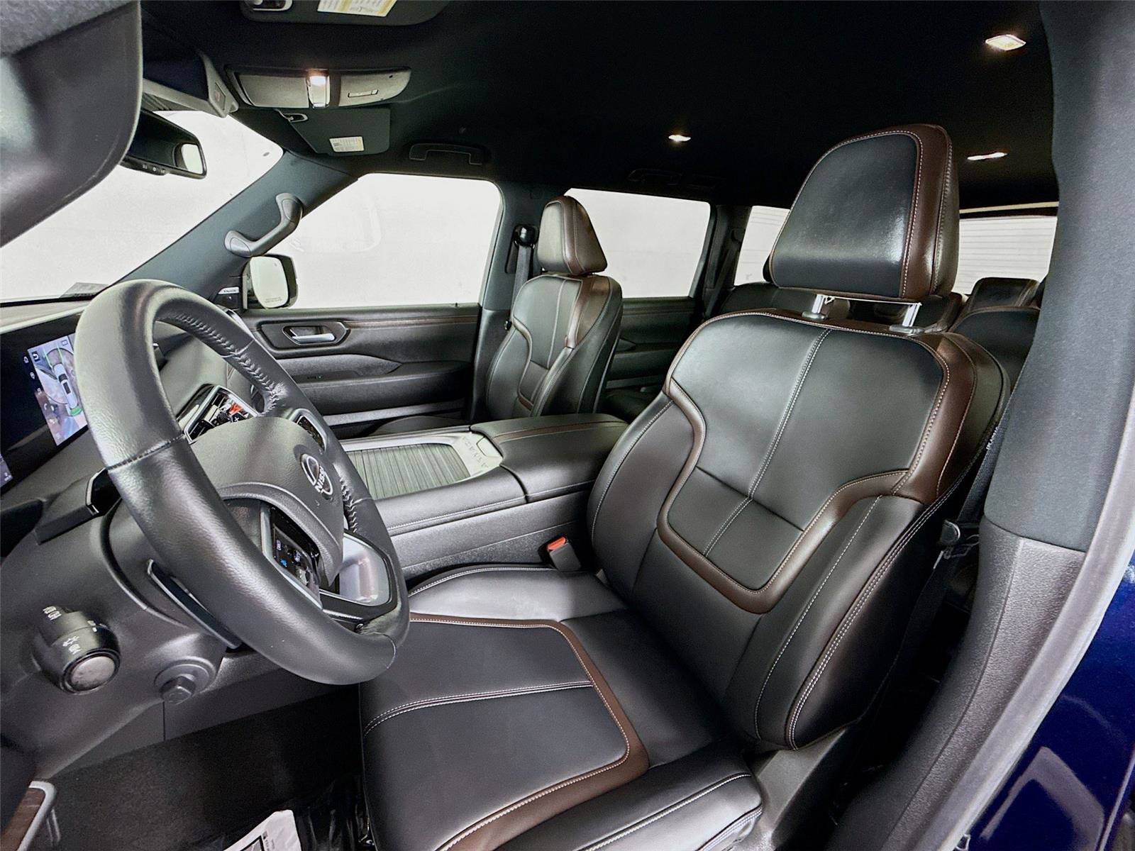 Used 2025 Nissan Armada SL w/ Captain's Chari Seat Package image 2