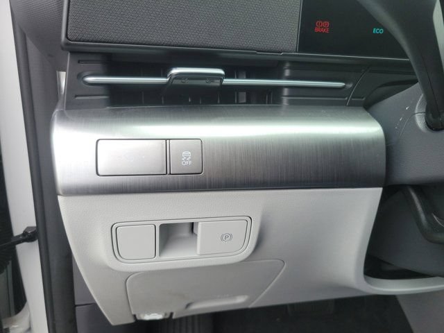 Certified 2025 Hyundai Kona Electric SEL FWD image 18